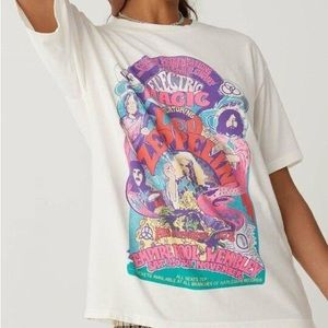 Daydreamer Graphic tee, size medium